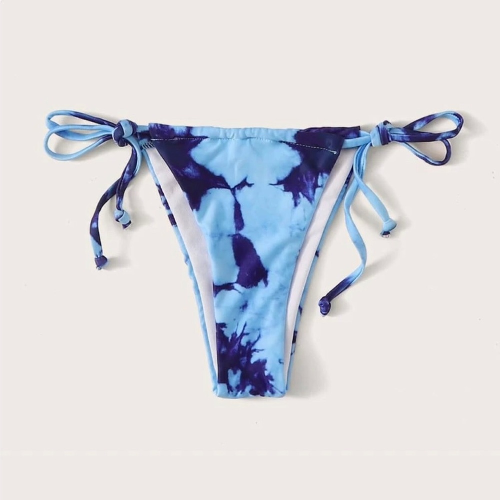 SHEIN Tie Dye Tie Side Bikini Bottom MEDIUM